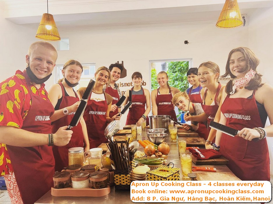 apron cooking class 16